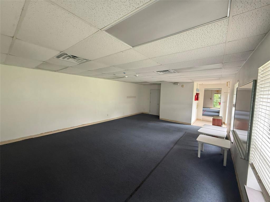716 E Main Street Property Photo 10