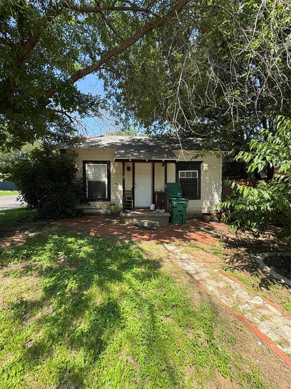1030 Peak Street Property Photo 1