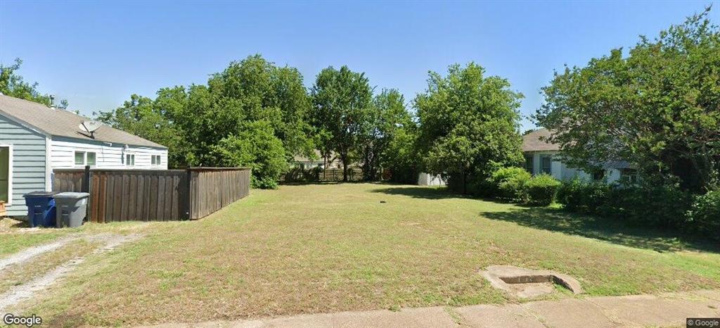 1035 Strickland Street Property Photo 1