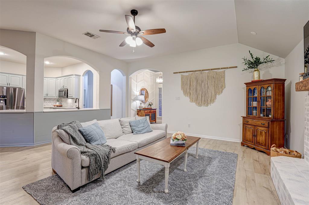 5841 Sugar Maple Drive Property Photo 14