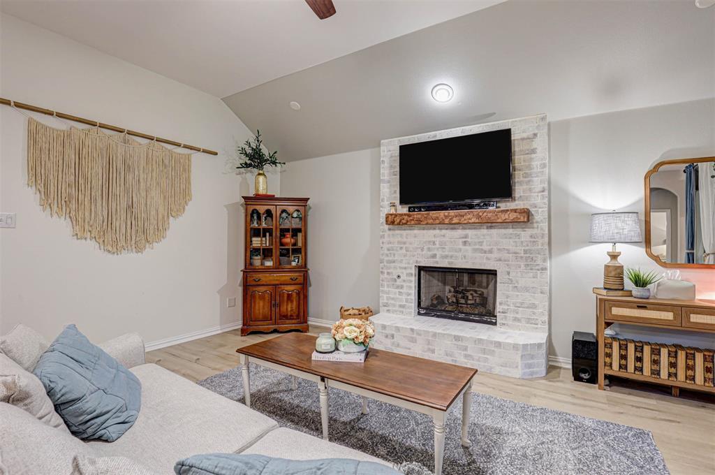 5841 Sugar Maple Drive Property Photo 15