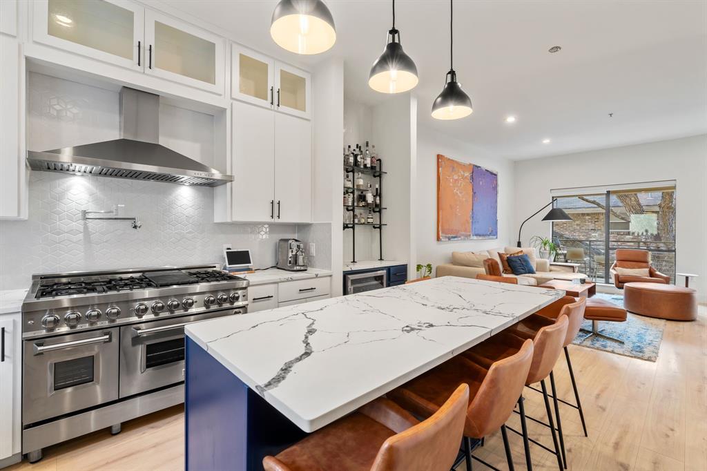 4111 Newton Avenue 2 Property Photo 1
