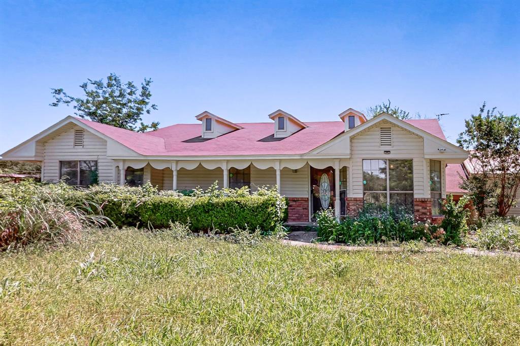 691 Rose Garden Drive Property Photo 3