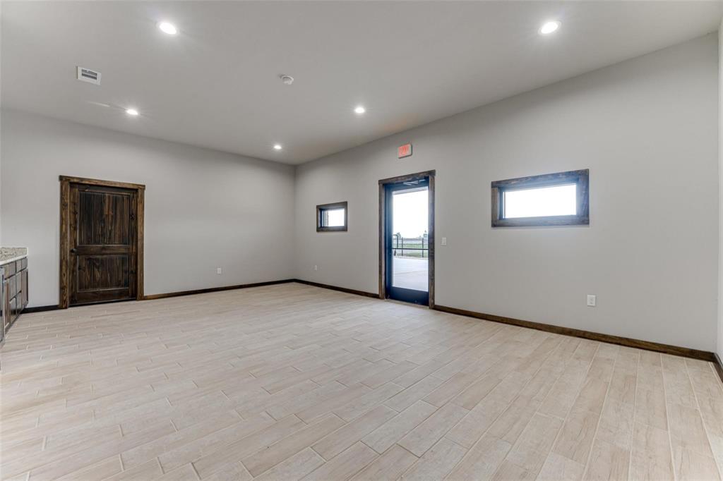 3408 W Interstate Highway 30 Property Photo 9