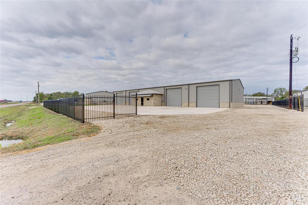 3408 W Interstate Highway 30 Property Photo 35