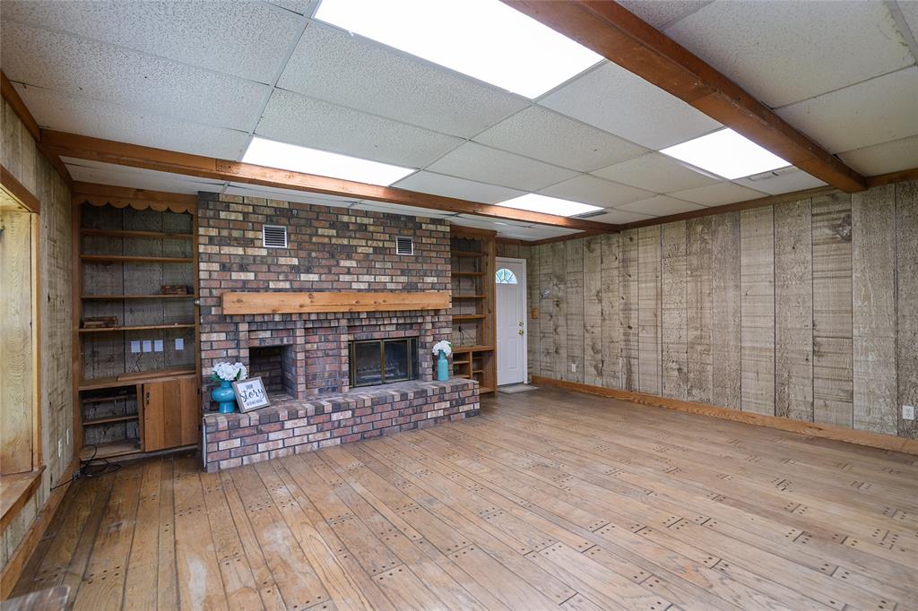 802 Caddo Lease Property Photo 9
