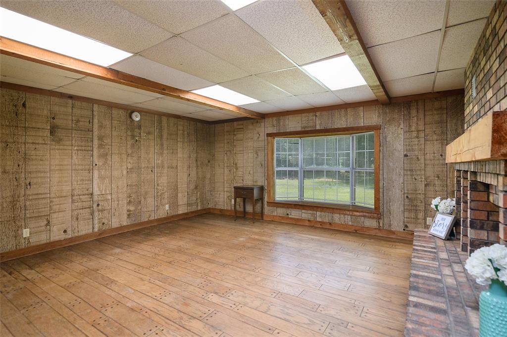 802 Caddo Lease Property Photo 10