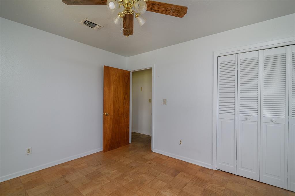 802 Caddo Lease Property Photo 14