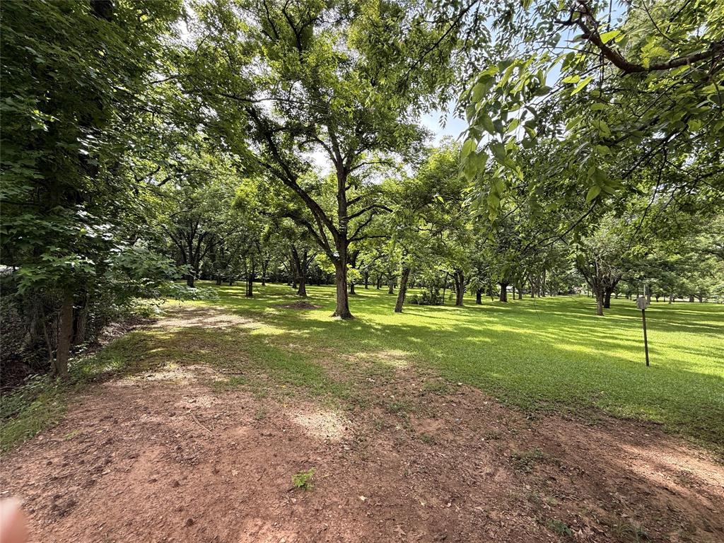 802 Caddo Lease Property Photo 27