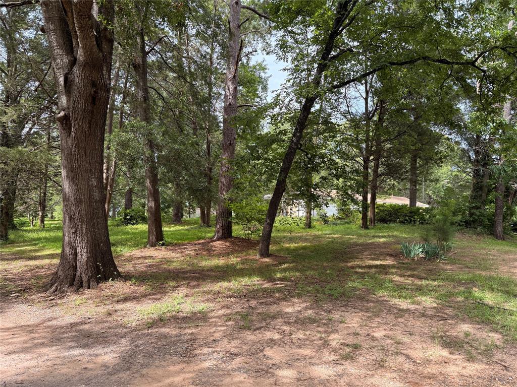 802 Caddo Lease Property Photo 28