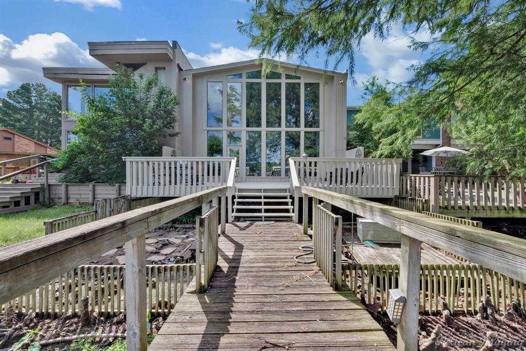 5755 Lakefront Drive Property Photo 1