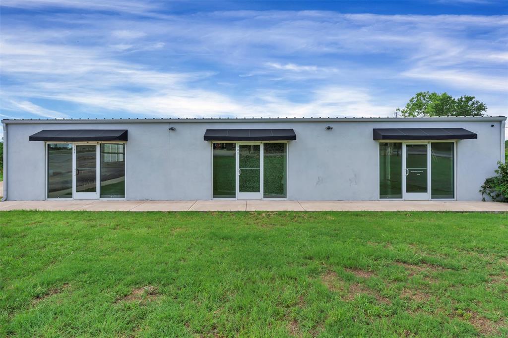 1555 Woodmere Trail Property Photo 8