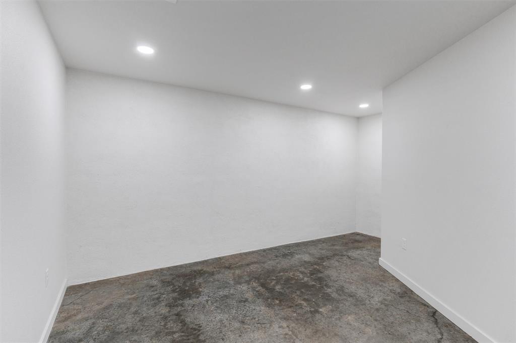 1555 Woodmere Trail Property Photo 20