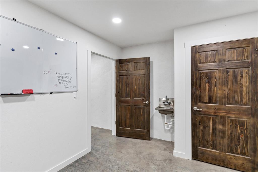 1555 Woodmere Trail Property Photo 25