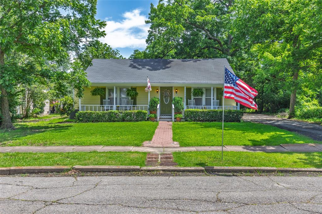 1505 Bonham Street Property Photo 1