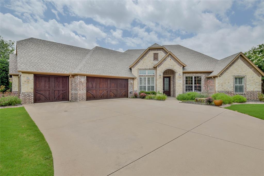 1306 Prestwick Court Property Photo 1
