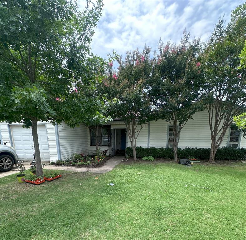 116 Maxwell Road Property Photo 1