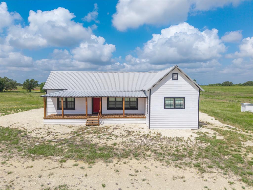 1153 W 84 Highway Property Photo 1