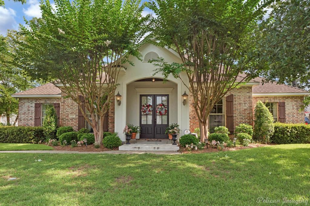 420 Hidden Oaks Circle Property Photo 1