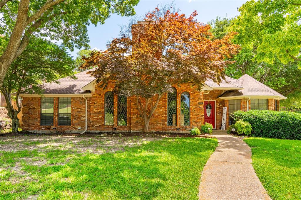 900 Forest Hill Court Property Photo 1