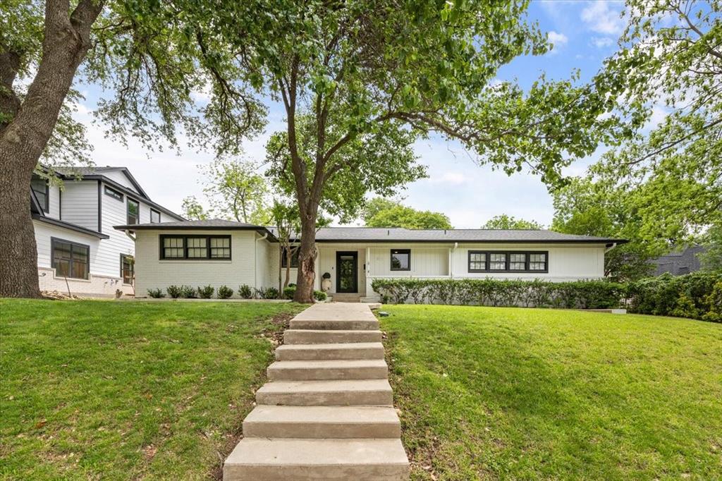 3121 Benbrook Boulevard Property Photo 1
