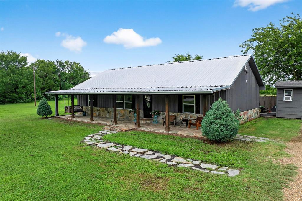 1008 County Road 4759 Property Photo 1