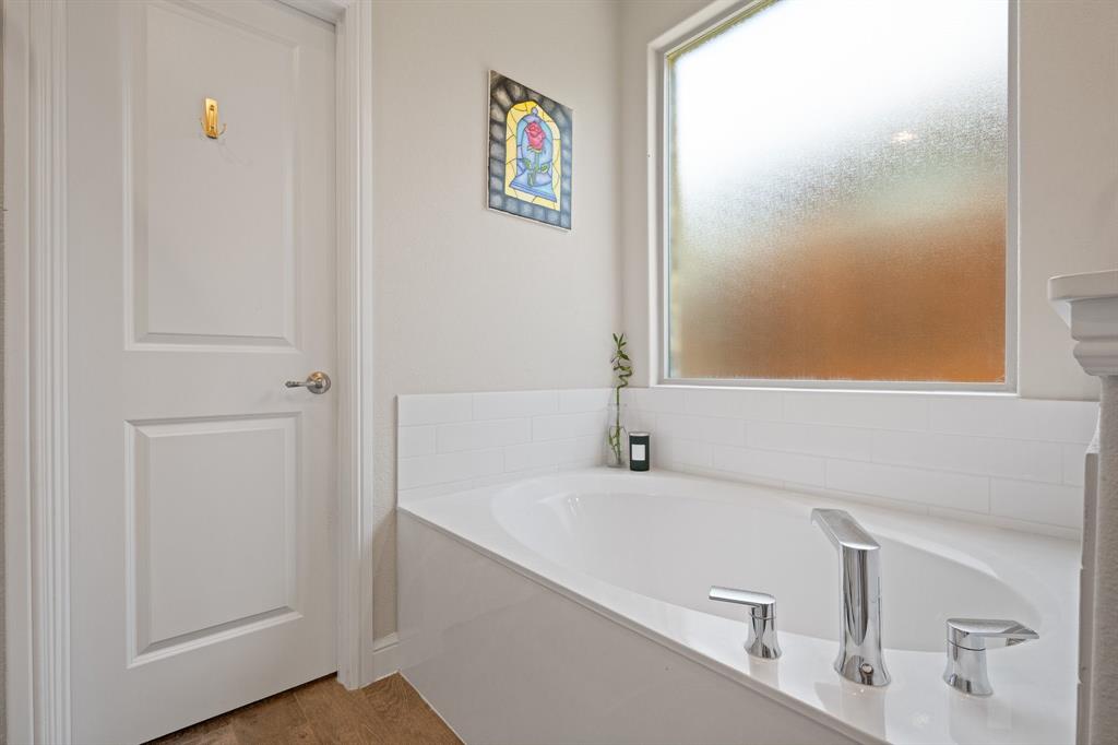 5709 Round Hill Road Property Photo 19
