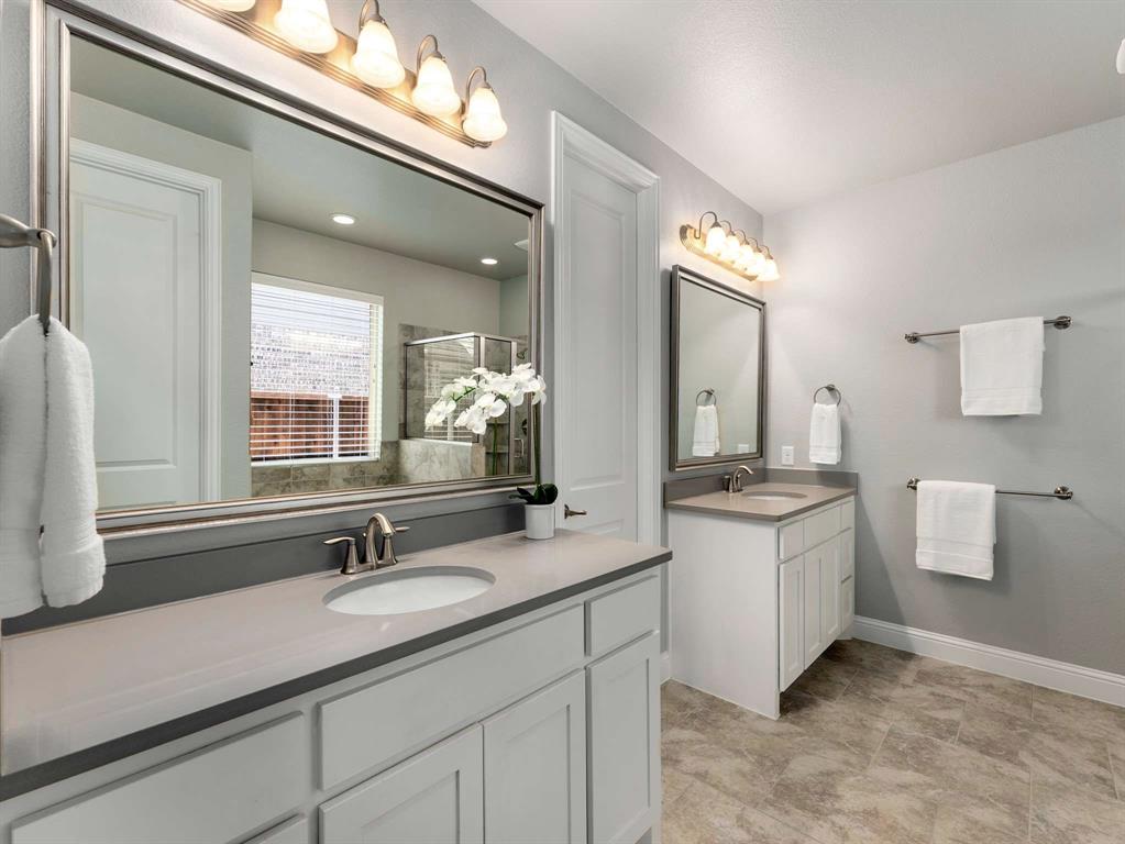 460 Evening Sun Drive Property Photo 17