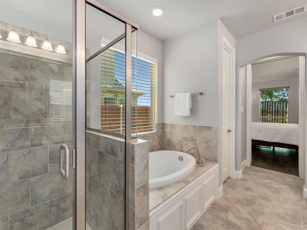 460 Evening Sun Drive Property Photo 18