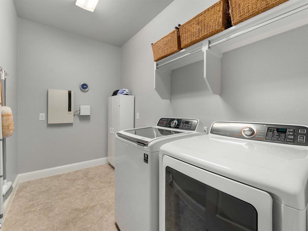 460 Evening Sun Drive Property Photo 21