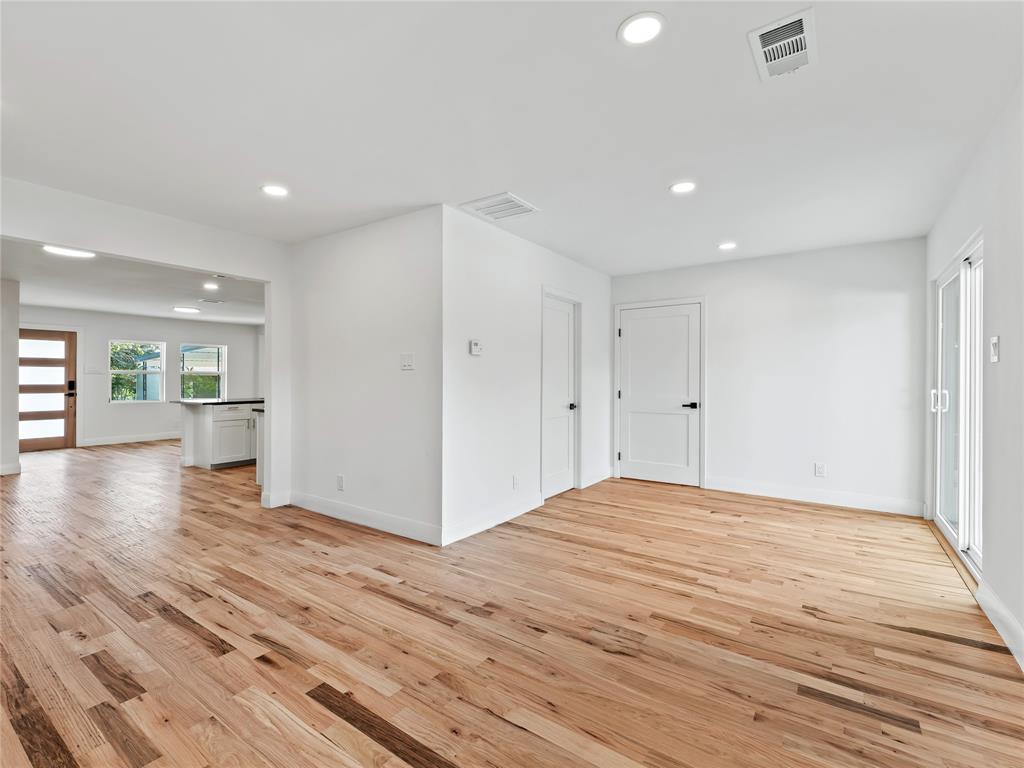 13937 Charcoal Lane Property Photo 14