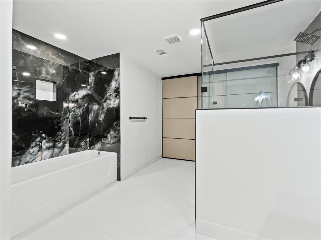 13937 Charcoal Lane Property Photo 21