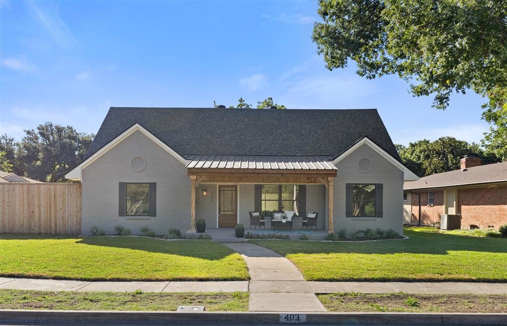 403 S Waterview Drive Property Photo 1