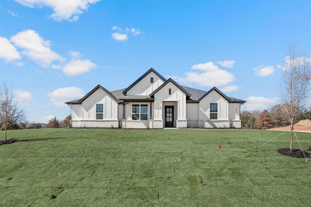 227 Cr 4690 Property Photo 1
