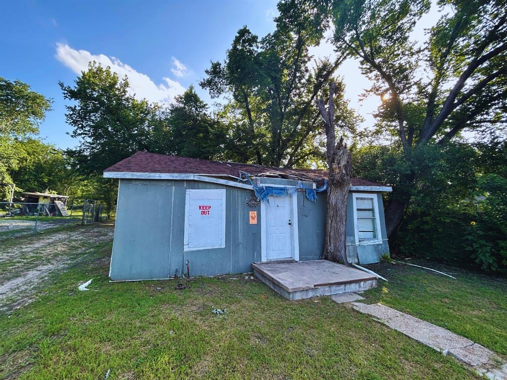 1221 S 26th Street Property Photo 1