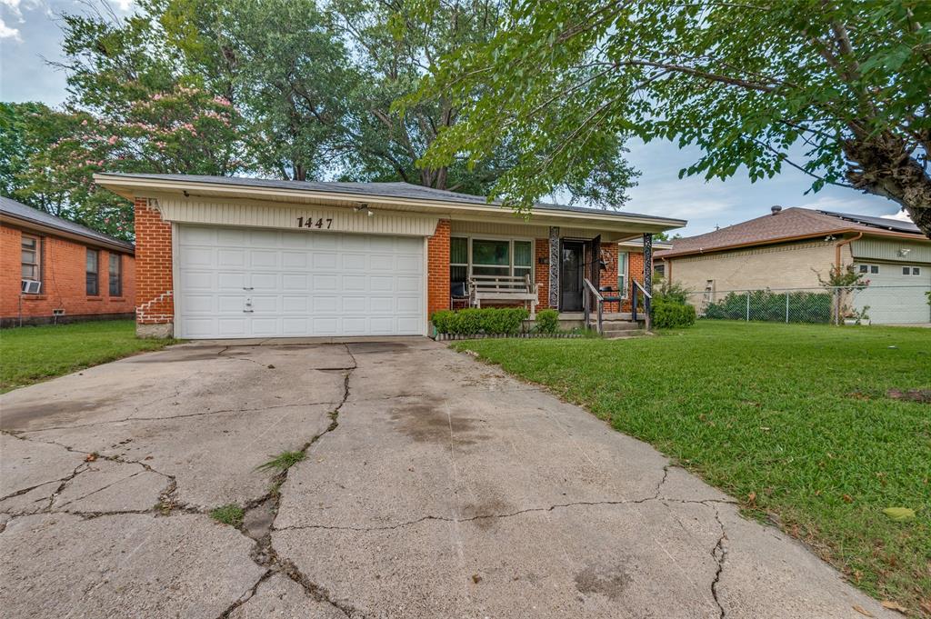 1447 Gillette Street Property Photo 1