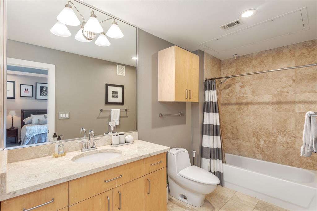 5055 Addison Circle 413 Property Photo 16