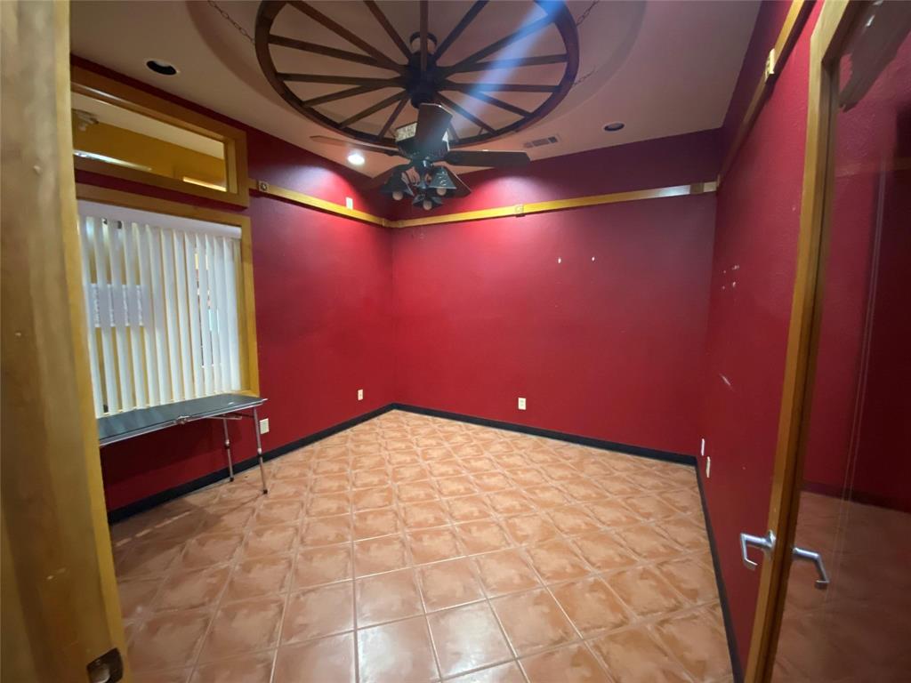 5101 E University Drive Property Photo 13