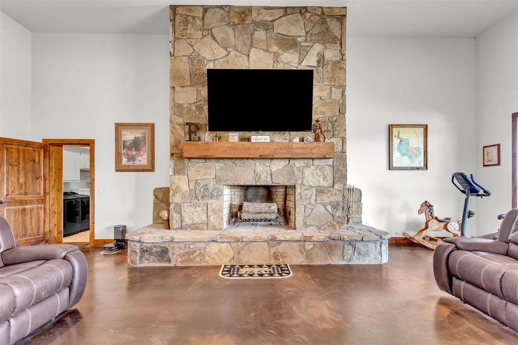 13831 Friendship Road Property Photo 1