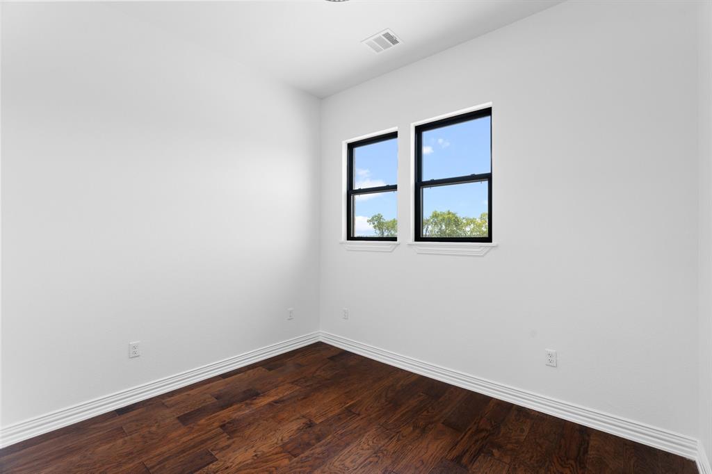 1321 Greycrest Terrace Property Photo 21