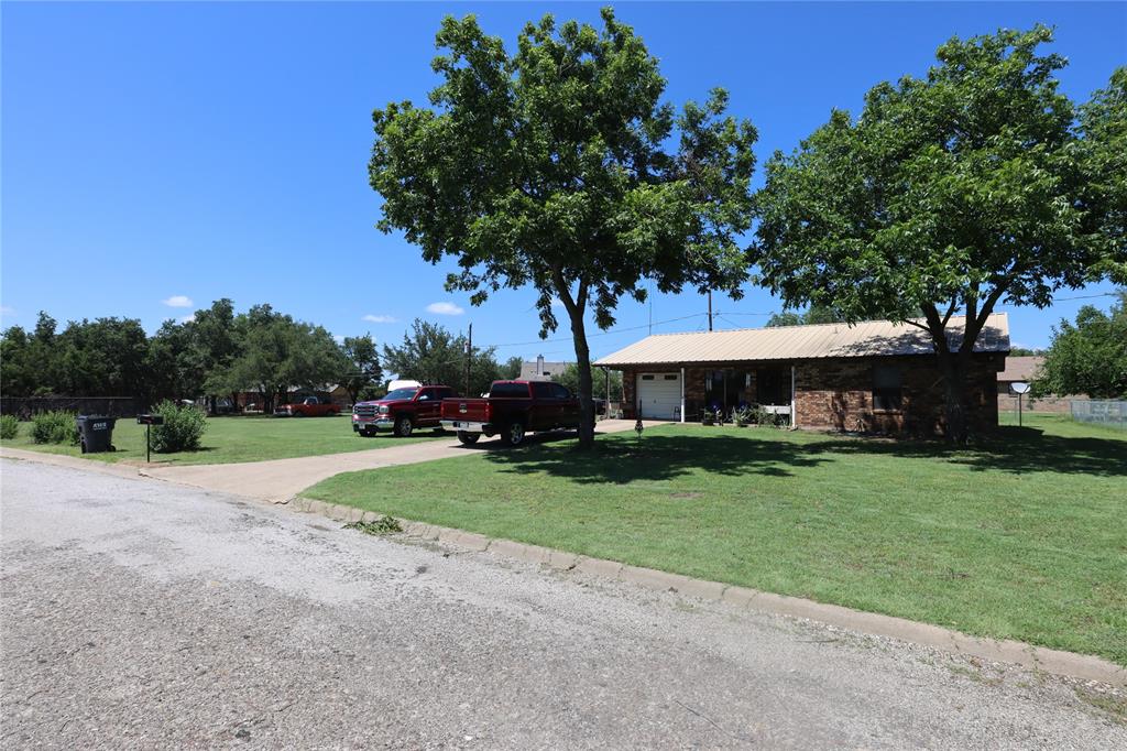 39 Oakcrest Drive