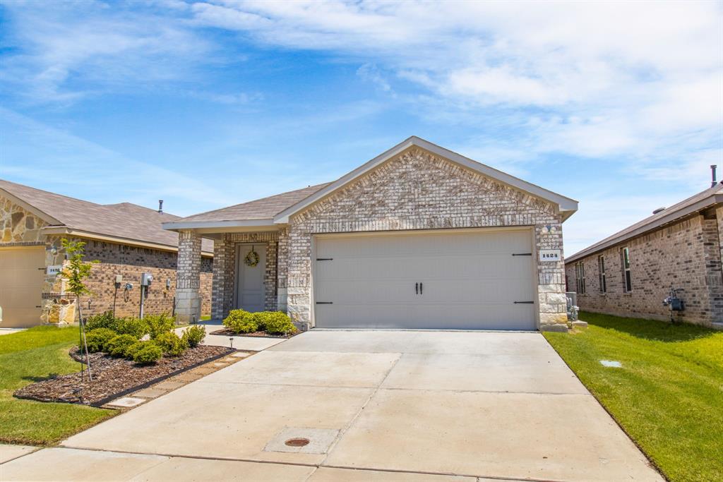 1424 Tarzan Drive Property Photo 1
