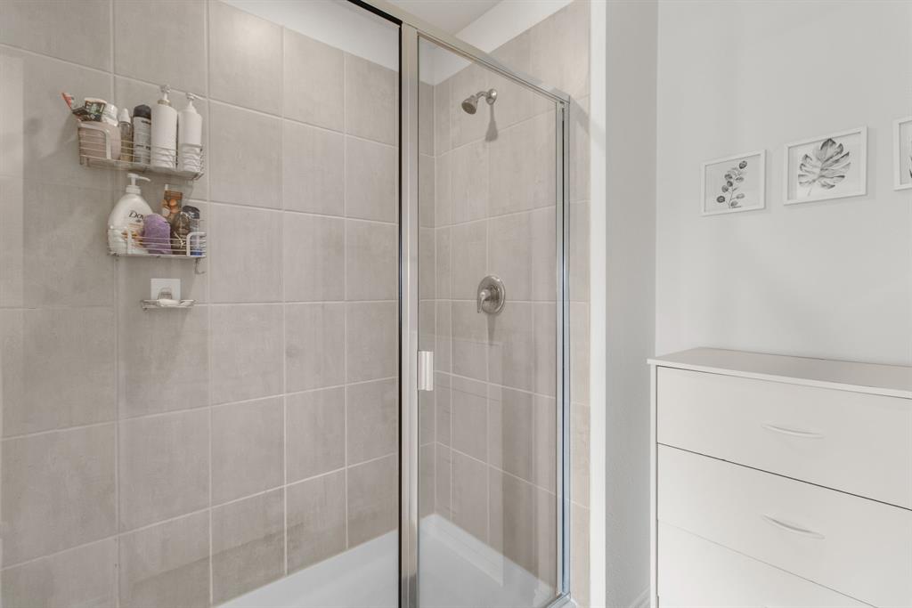 1424 Tarzan Drive Property Photo 22