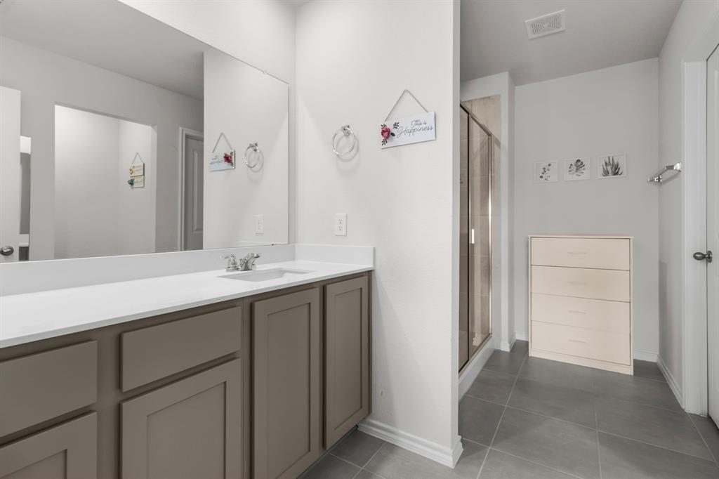 1424 Tarzan Drive Property Photo 26
