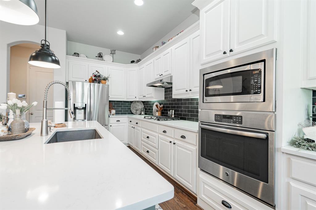 2853 Wellbourne Drive Property Photo 8