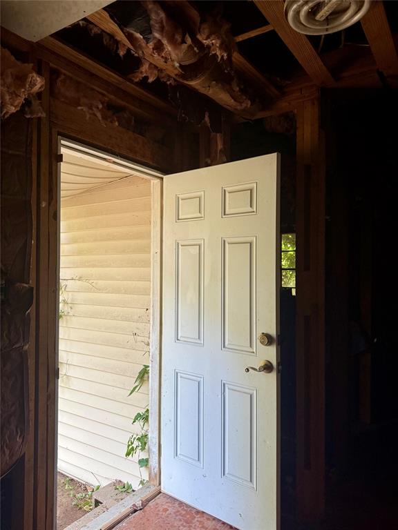 275 Lakeview Drive Property Photo 10