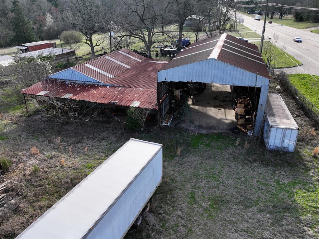 3005 W Hwy 59 Property Photo 8