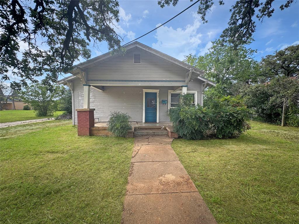 707 Avenue G Property Photo 1