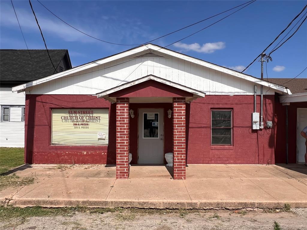309 Pecos Property Photo 1