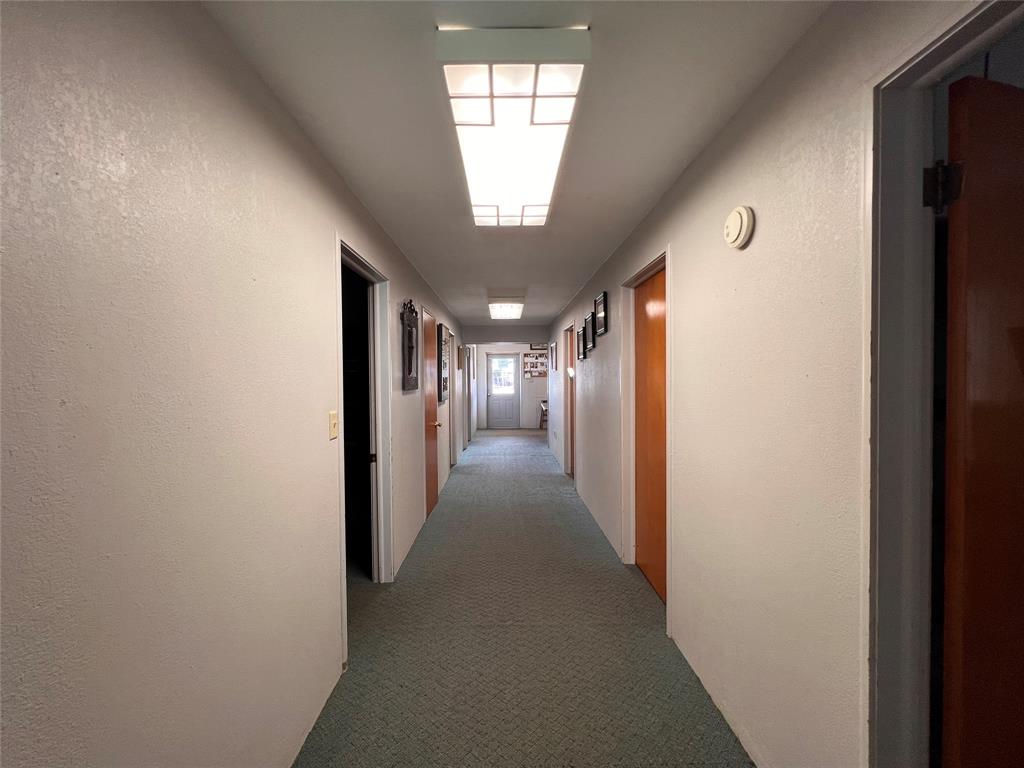 309 Pecos Property Photo 4
